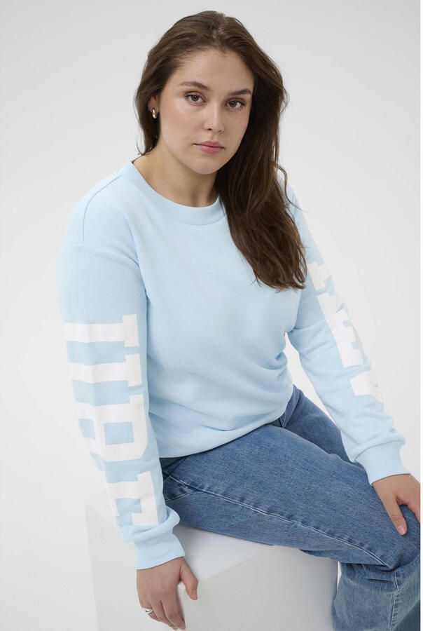 Kaffe Curve sweater met backprint lichtblauw