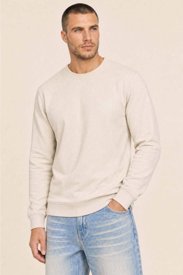 Kultivate regular fit sweater met backprint summer sand