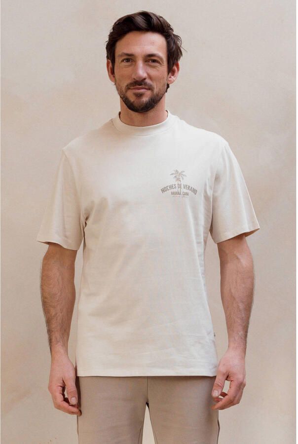 Kultivate regular fit T-shirt met backprint beige