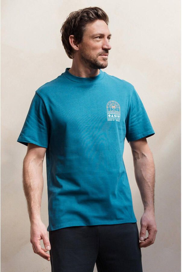 Kultivate regular T-shirt met backprint blauw