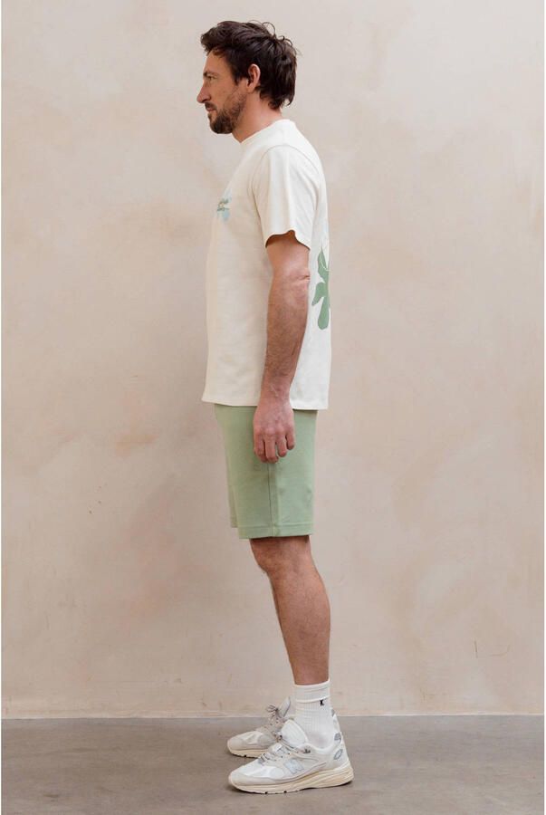 Kultivate relaxed gebloemd T-shirt met backprint ecru - Foto 3