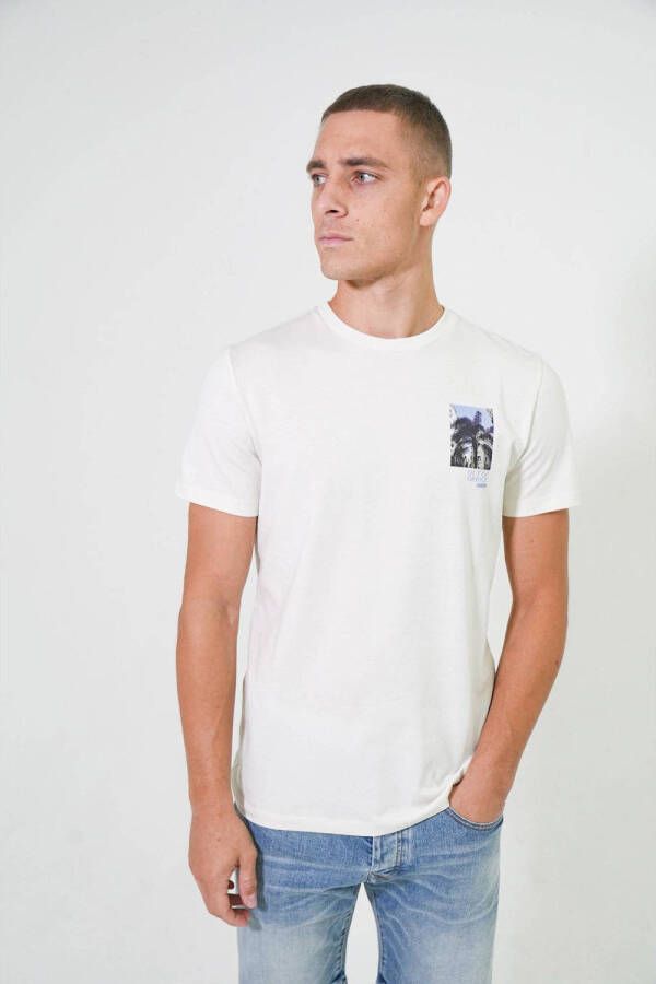 Kultivate regular fit T-shirt van biologisch katoen egret