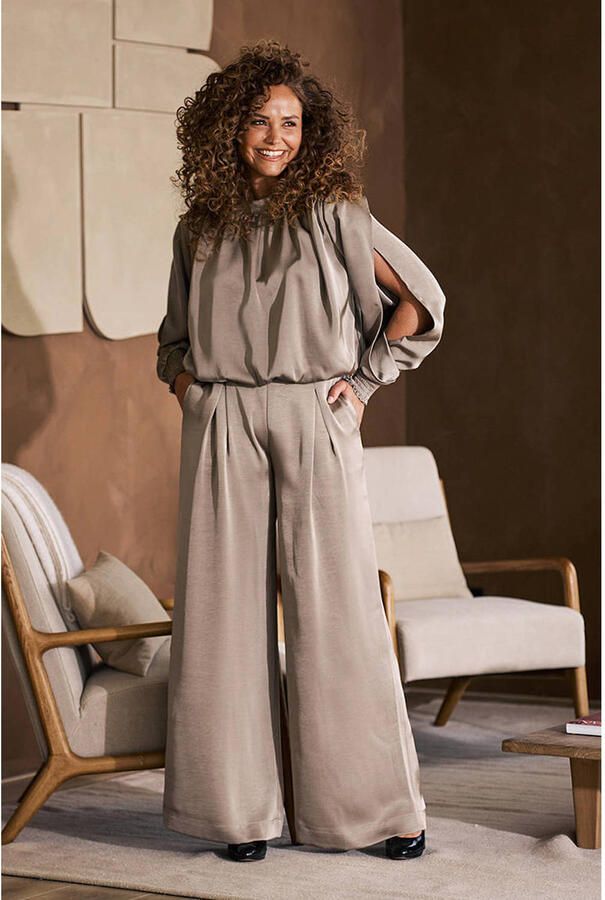 LabeL DOT top met cut-out taupe - Foto 3