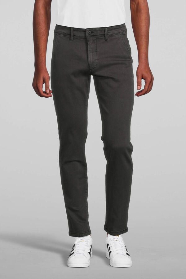 Lerros Slim fit chino met ceintuurlussen.