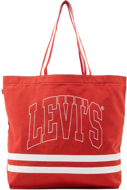 Levi's Shopper in college-look