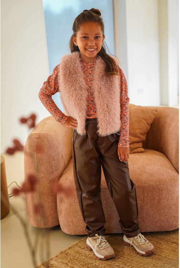 Like Flo imitatieleren regular fit coated broek met plooien donkerbruin - Foto 3
