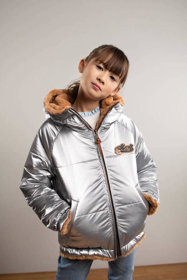 Like Flo reversible gewatteerde imitatiebont winterjas zilver camel