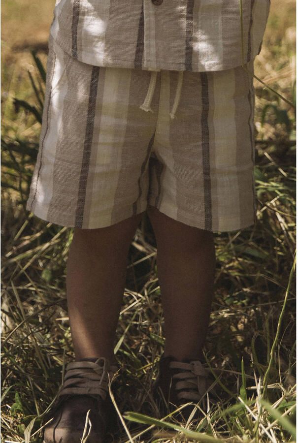 LIL' ATELIER MINI regular waist gestreepte casual short beige met textuur - Foto 5