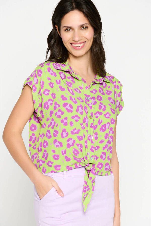 LOLALIZA blouse met dierenprint limegroen lila