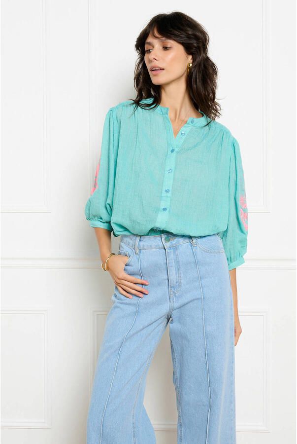 LOLALIZA blouse met borduursels turkoois