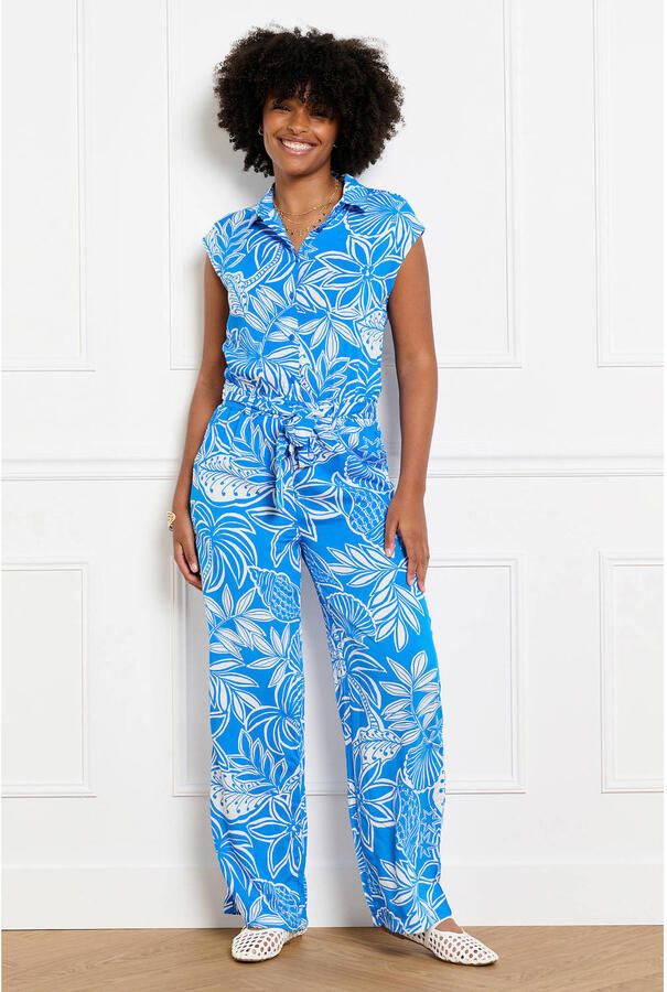 LOLALIZA gebloemde jumpsuit lichtblauw