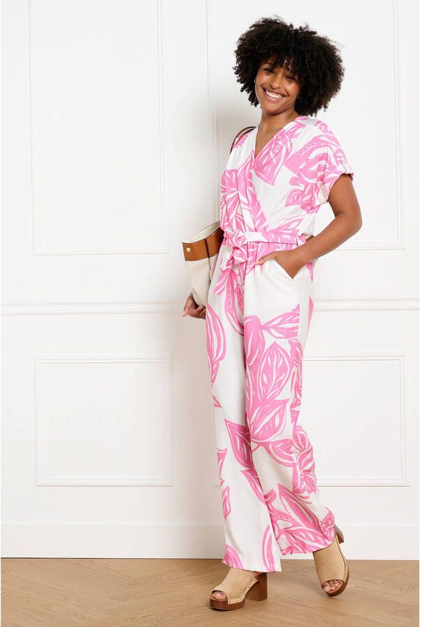 LOLALIZA gebloemde jumpsuit roze