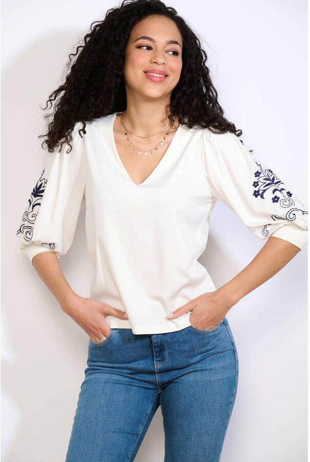 LOLALIZA gebloemde pullover ecru