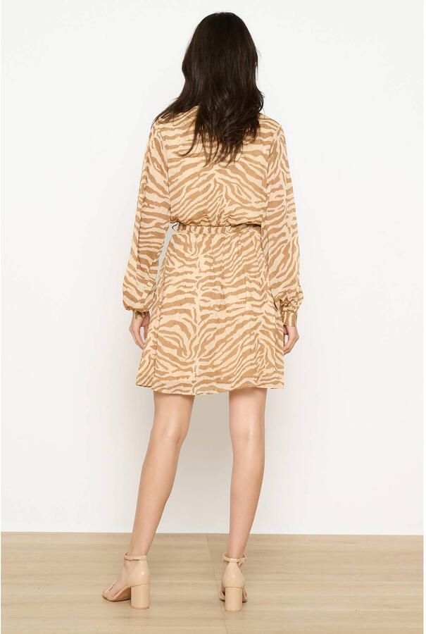 LOLALIZA korte jurk camel - Foto 1