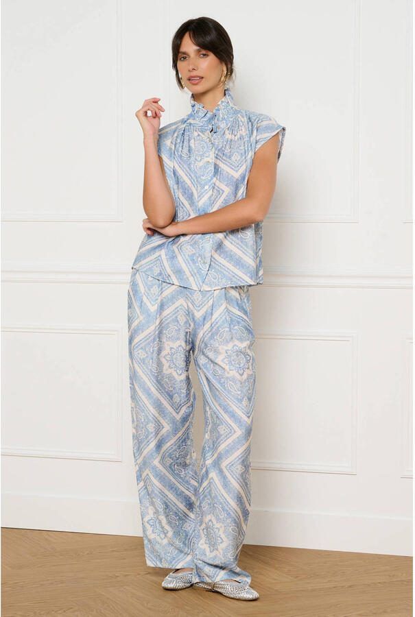 LOLALIZA loose fit broek met plooien lichtblauw - Foto 2