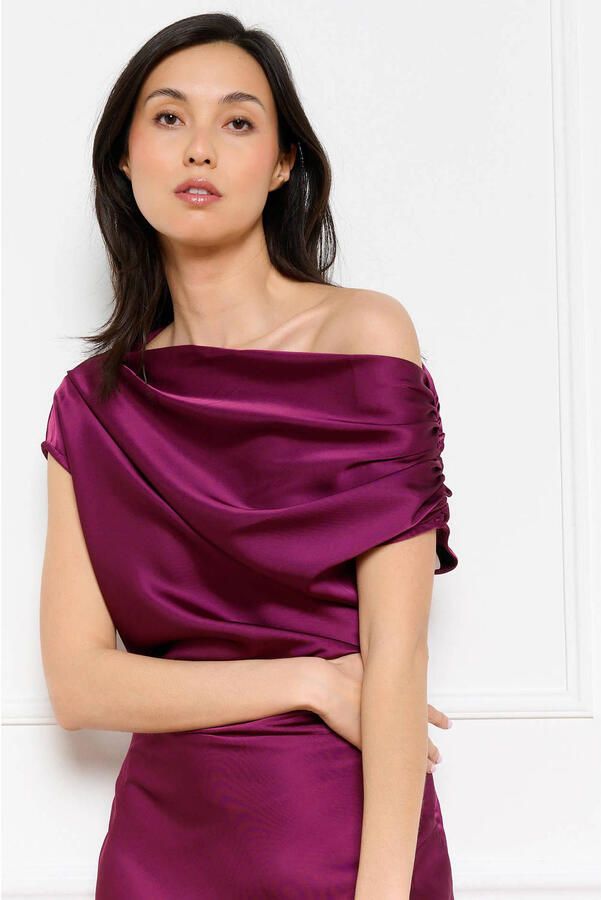 LOLALIZA one shoulder jurk fuchsia