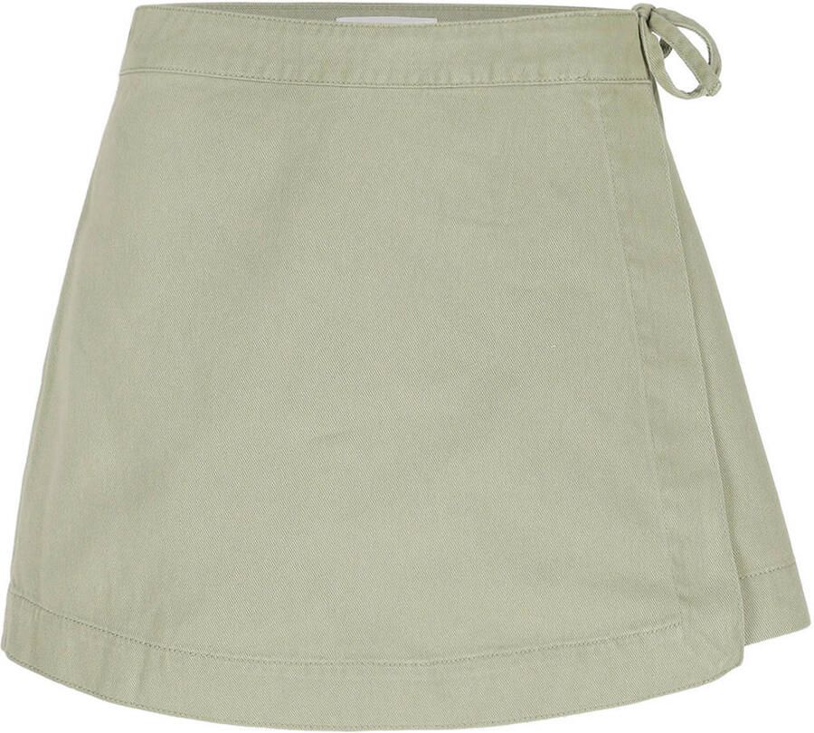 LOLALIZA skinny denim short met overslag detail groen - Foto 2