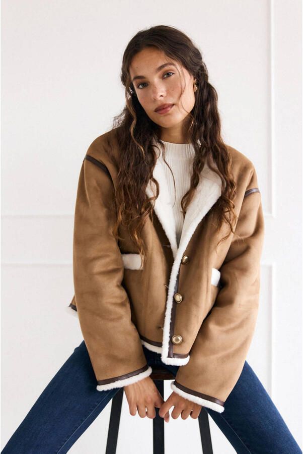 LOLALIZA suede jasje beige