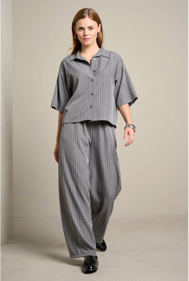 LOLALIZA wide leg gestreepte broek grijs