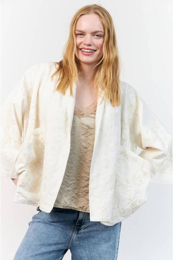 Lollys Laundry gebloemde kimono jas ecru