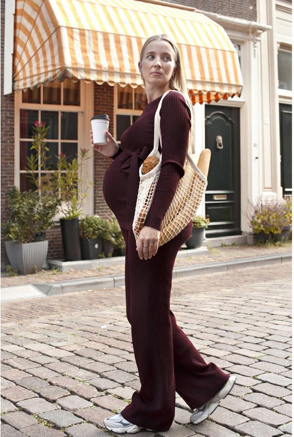 LOVE2WAIT straight high waist zwangerschaps broek donkerrood rib gebreid - Foto 2