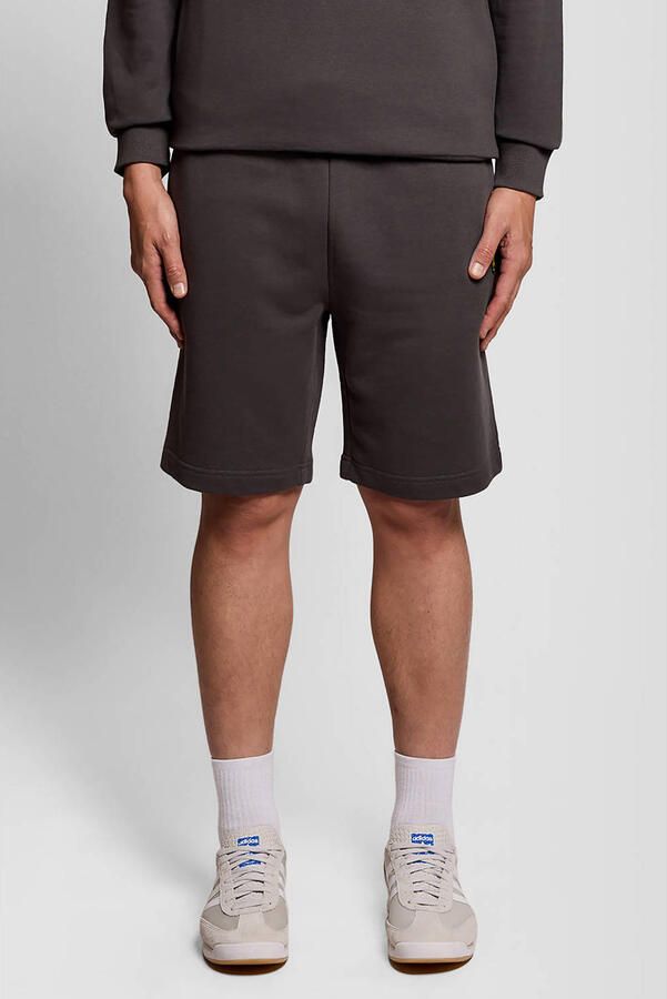 Lyle & Scott Korte Broek Lyle & Scott ML414VOG SWEAT SHORT-W635 GUNMETAL