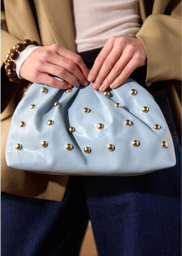 Manfield clutch met studs lichtblauw