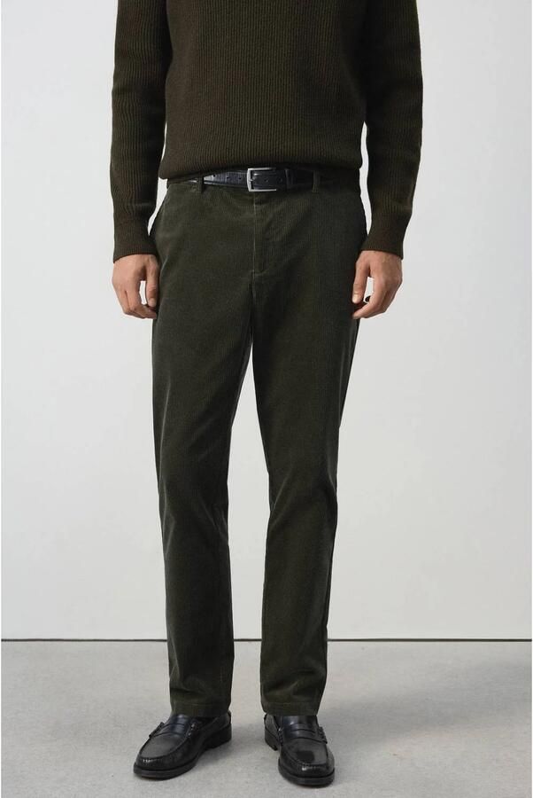 Mango Man corduroy slim fit coated broek donkergroen