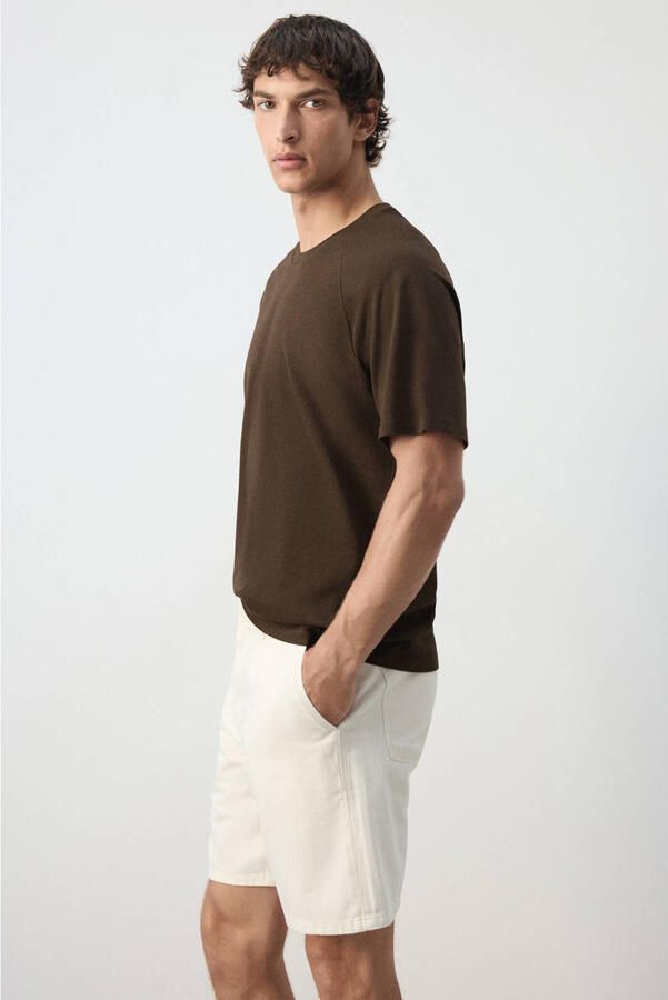 Mango Man linnen relaxed fit T-shirt donkerbruin - Foto 3