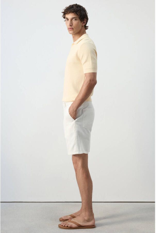 Mango Man regular fit bermuda short met linnen wit - Foto 3