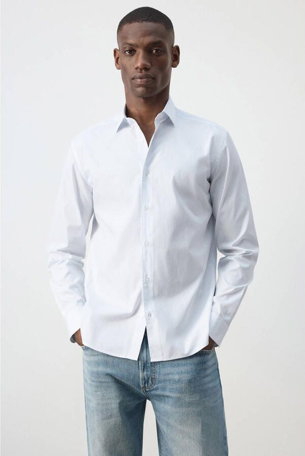 Mango Man regular fit casual gestreept overhemd lichtblauw