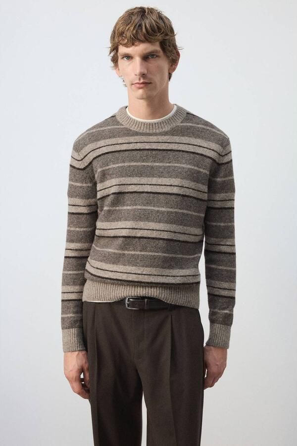 Mango Man regular fit gebreide gestreepte trui met wol middenbruin