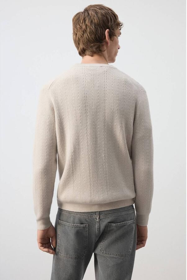 Mango Man regular fit gebreide trui met wol naturel wit - Foto 2