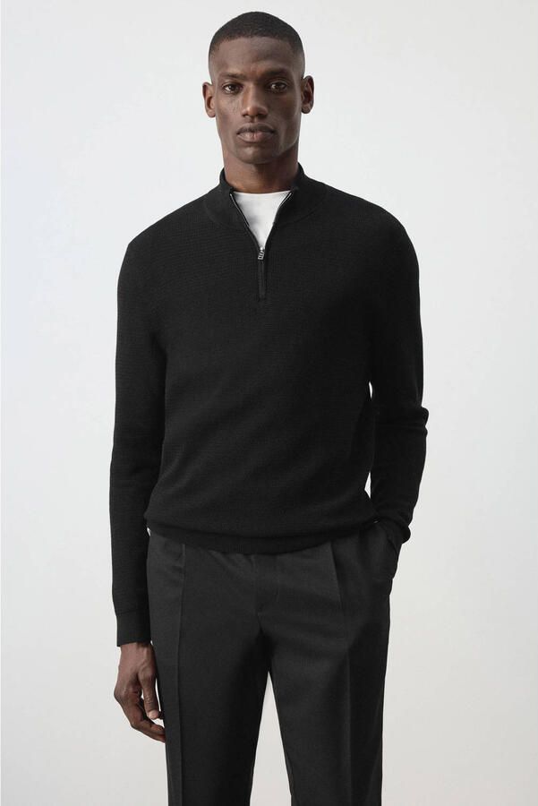 Mango Man regular fit gebreide trui zwart