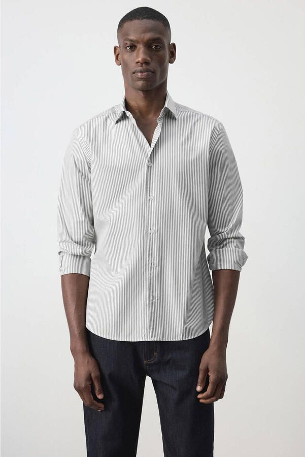 Mango Man regular fit gestreept overhemd lichtgrijs