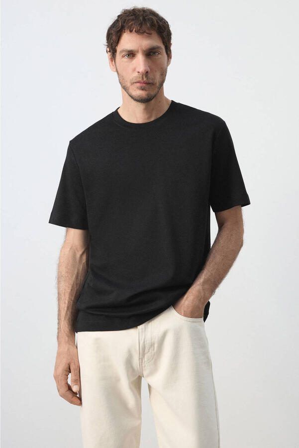 Mango Man regular fit T-shirt zwart