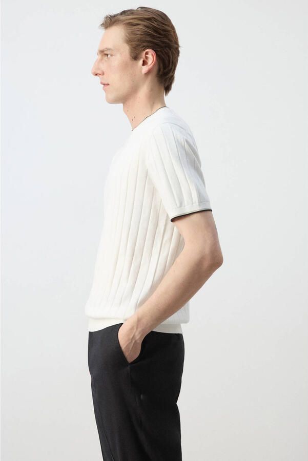 Mango Man regular T-shirt gebreid ecru - Foto 3