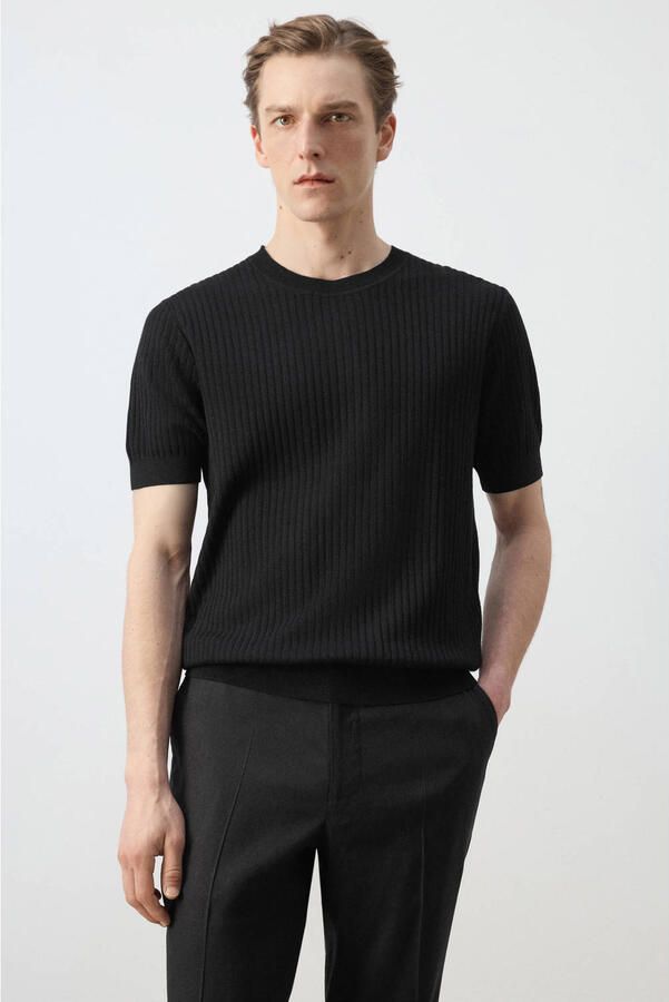 Mango Man regular T-shirt gebreid zwart