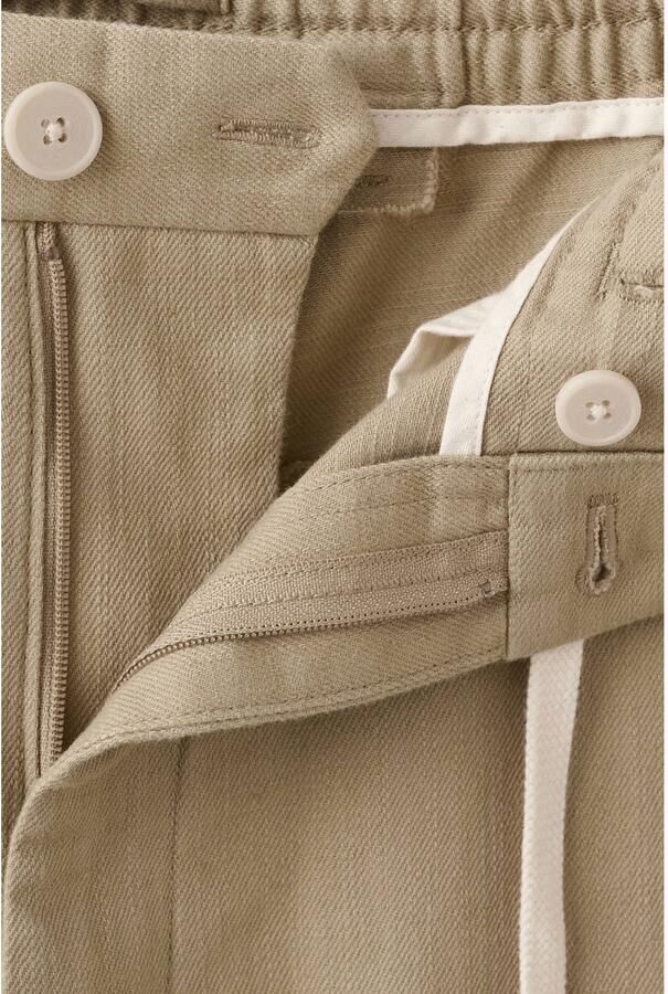 Mango Man relaxed fit casual broek met linnen lichtbeige - Foto 5