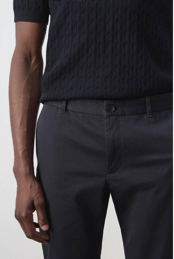 Mango Man slim fit chino donkerblauw - Foto 2