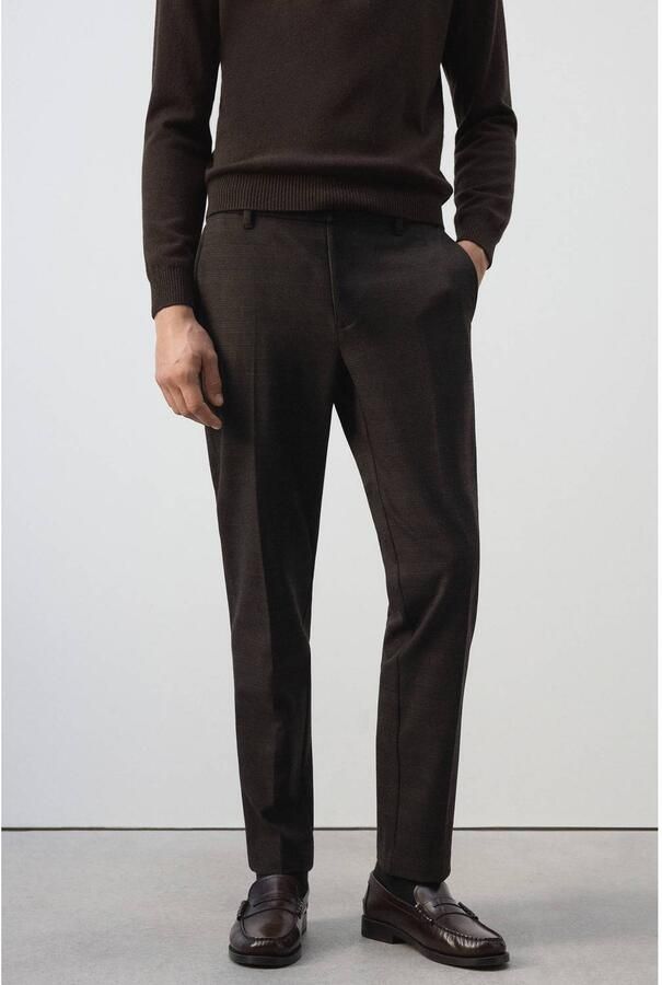 Mango Man slim fit geruite casual broek donkerbruin