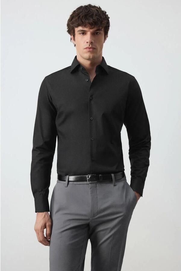 Mango Man slim fit overhemd zwart