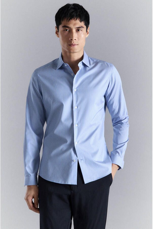 Mango Man slim gestreepte casual overhemd lichtblauw
