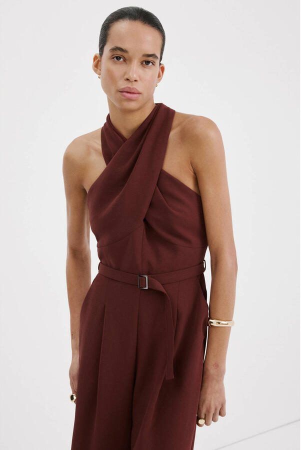 Mango Aansluitend jumpsuit roodbruin