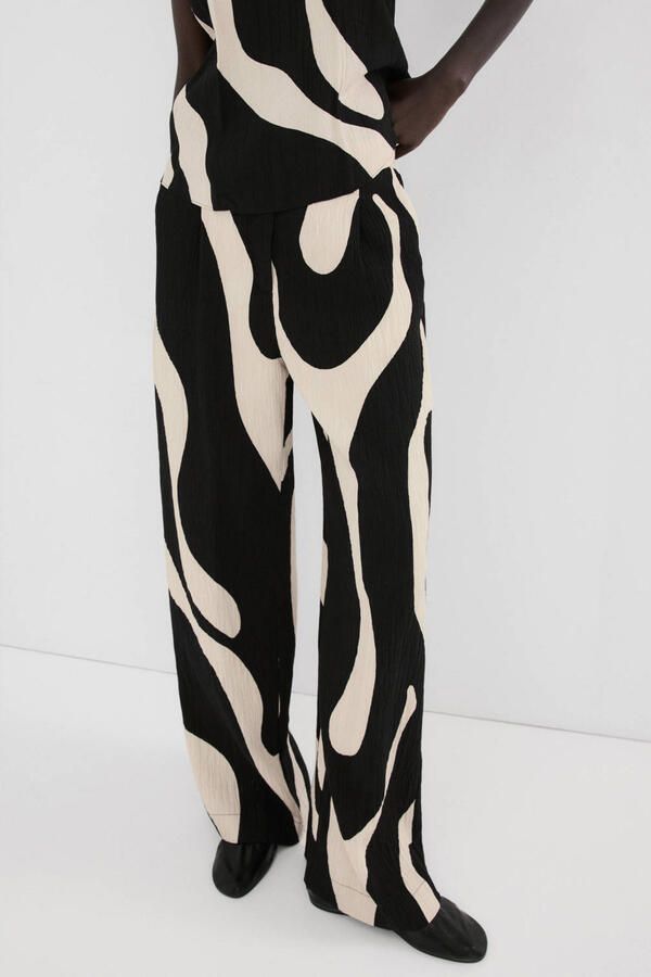 Mango baggy regular waist broek zwart