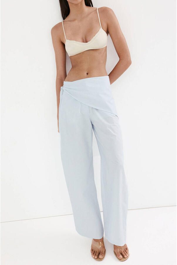 Mango barrel broek lichtblauw