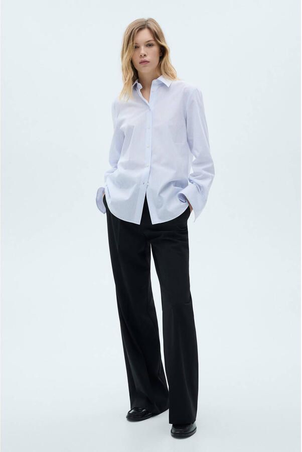 Mango blouse lichtblauw