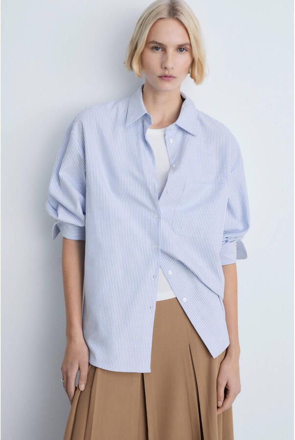 Mango blouse lichtblauw