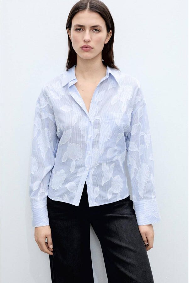 Mango blouse lichtblauw