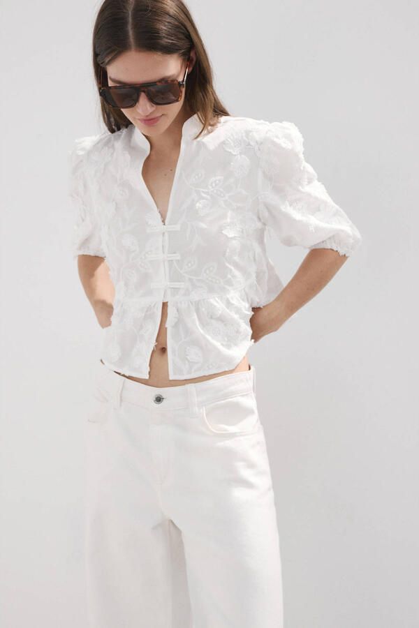 Mango blouse met borduursels ecru